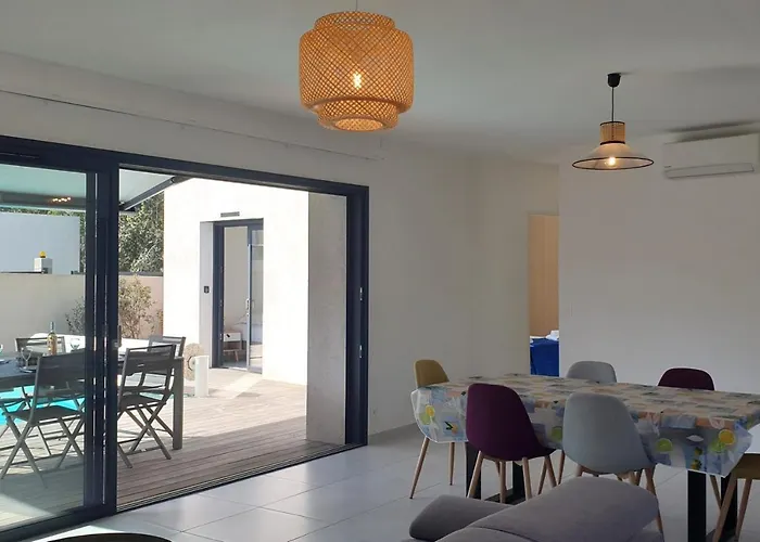 Rossa 6 Pers Dans Avec Piscine Chauffee Privee Vila Lecci