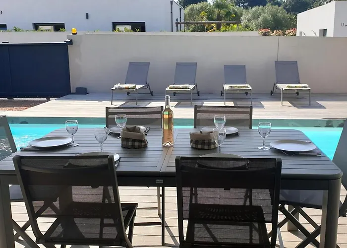 Vila Rossa 6 Pers Dans Avec Piscine Chauffee Privee Lecci