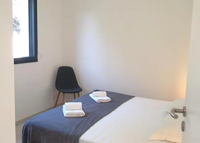 Rossa 6 Pers Dans Avec Piscine Chauffee Privee Vila Lecci