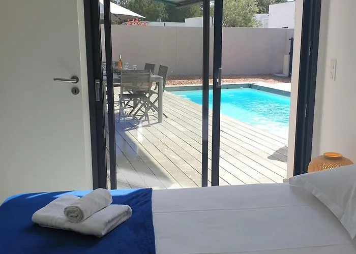 Rossa 6 Pers Dans Avec Piscine Chauffee Privee Vila Lecci