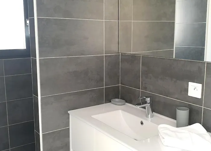 Vila Rossa 6 Pers Dans Avec Piscine Chauffee Privee Lecci